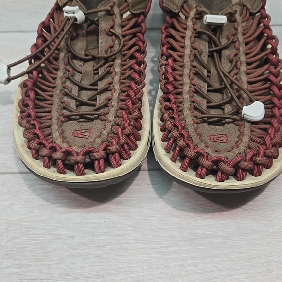 Keen Mens Outdoor Hikinig Sandals Slide Shoes Sz 11 main image 8